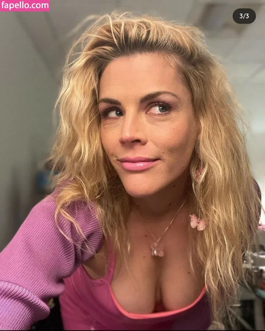 Busy Phillips Onlyfans Photo Gallery 