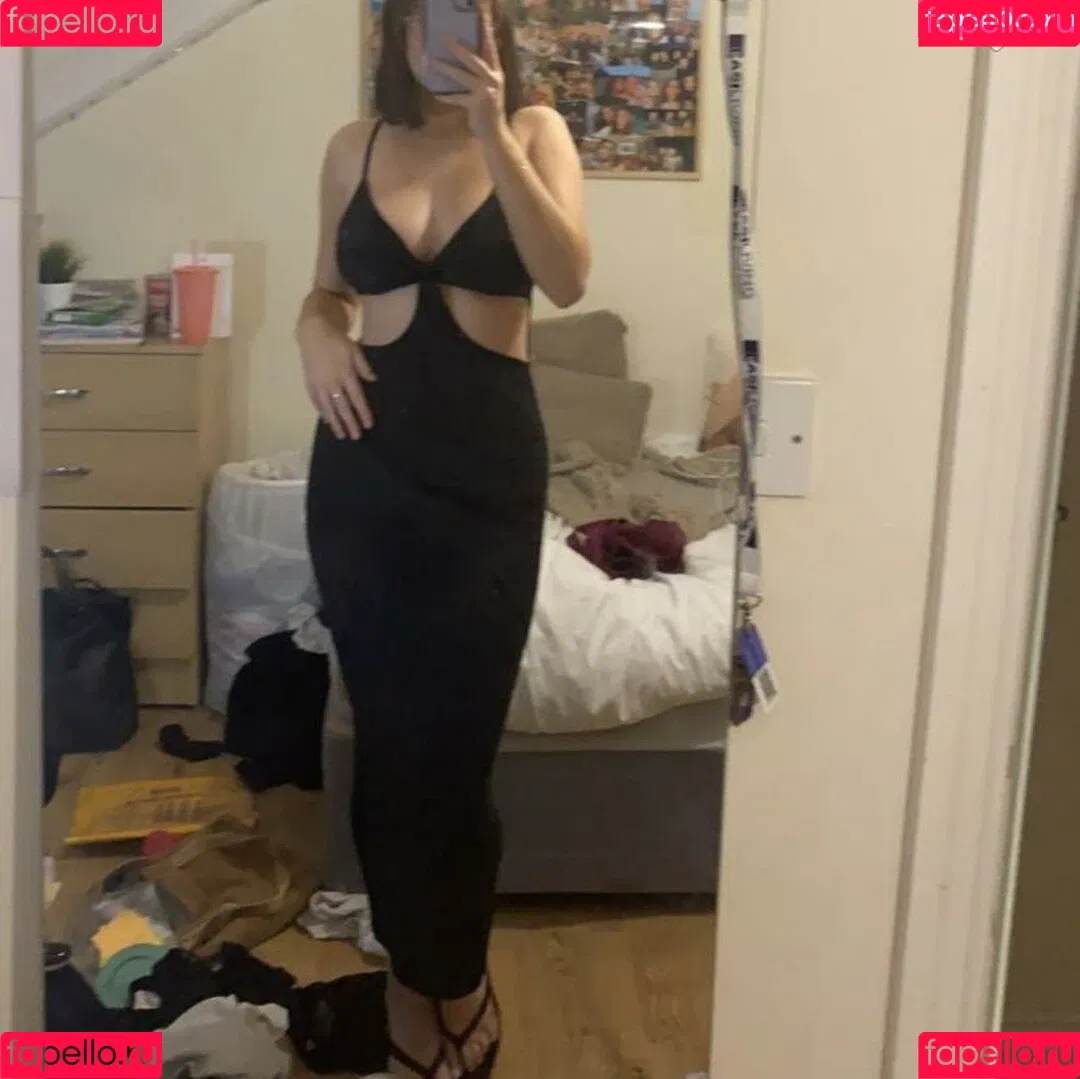 Regan Wiles Onlyfans Photo Gallery 