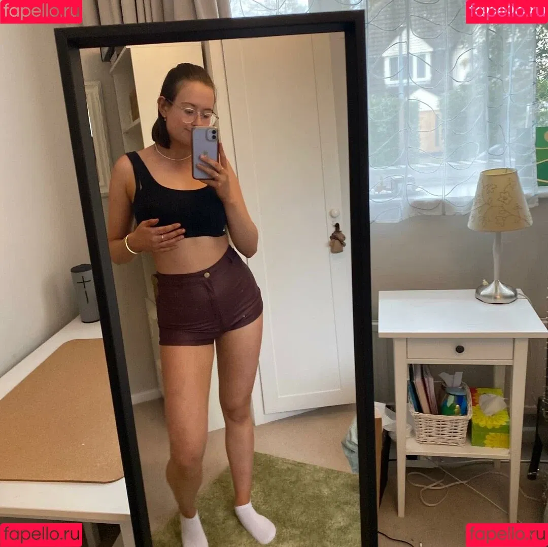 Regan Wiles Onlyfans Photo Gallery 