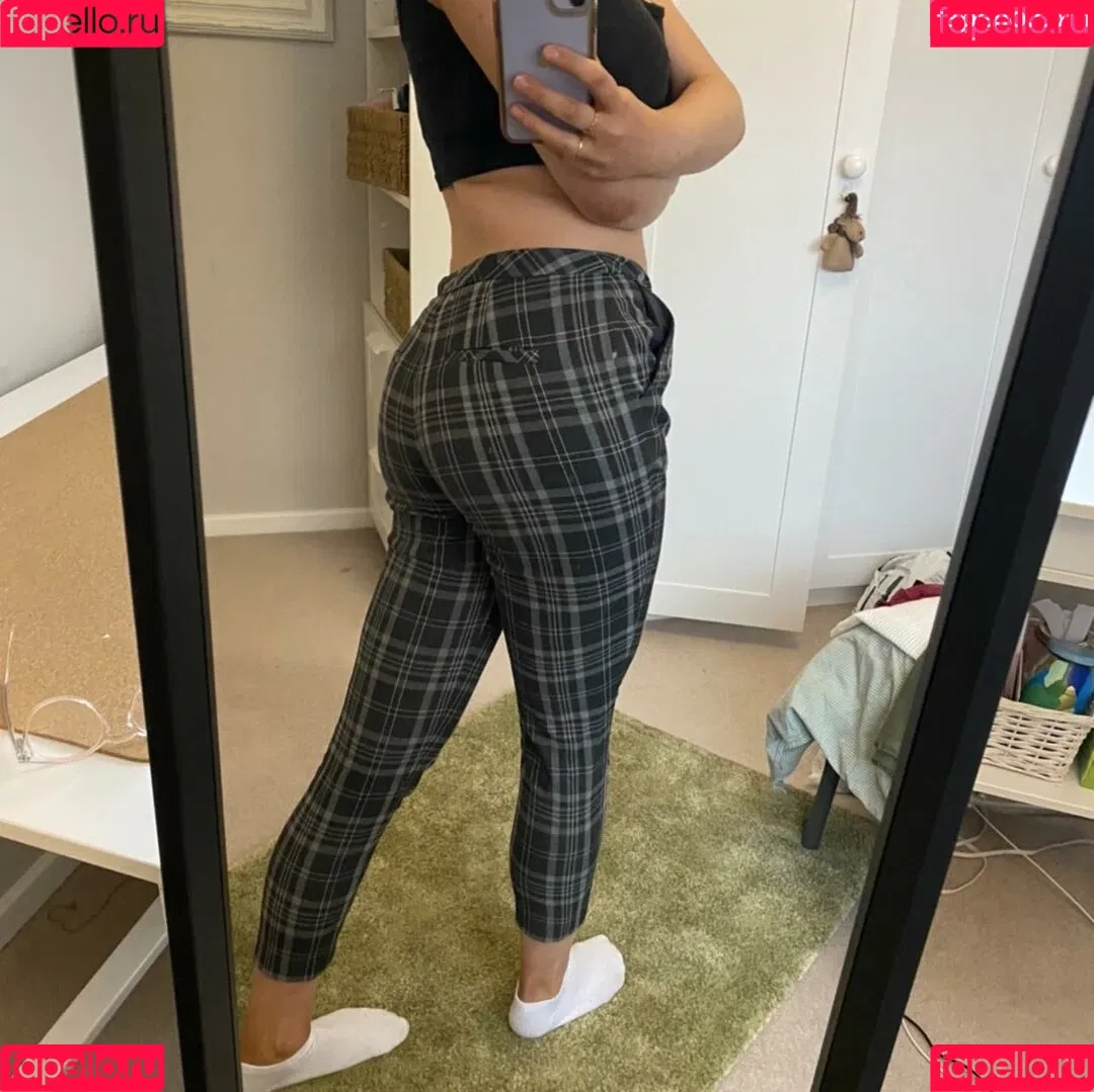 Regan Wiles Onlyfans Photo Gallery 