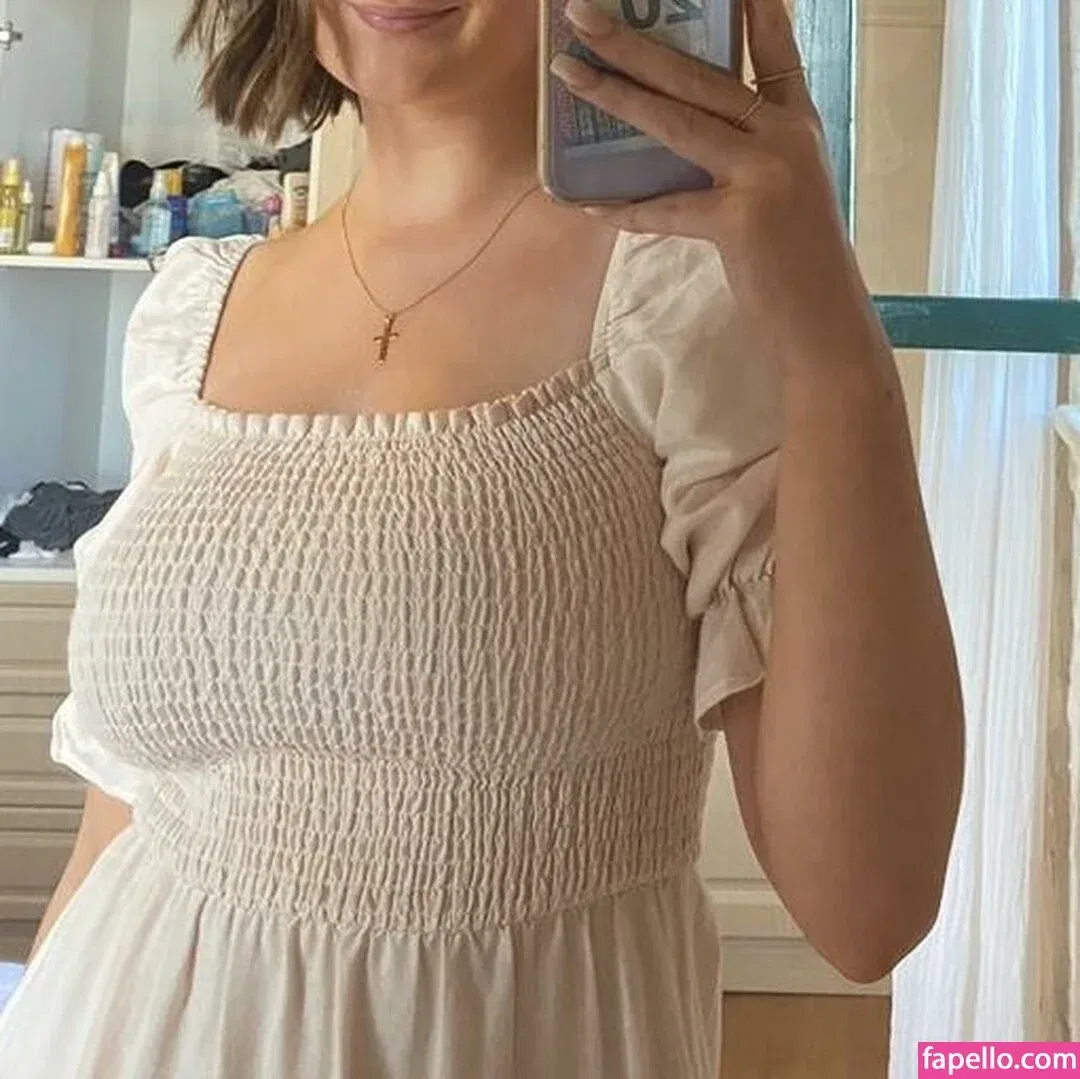 Regan Wiles Onlyfans Photo Gallery 