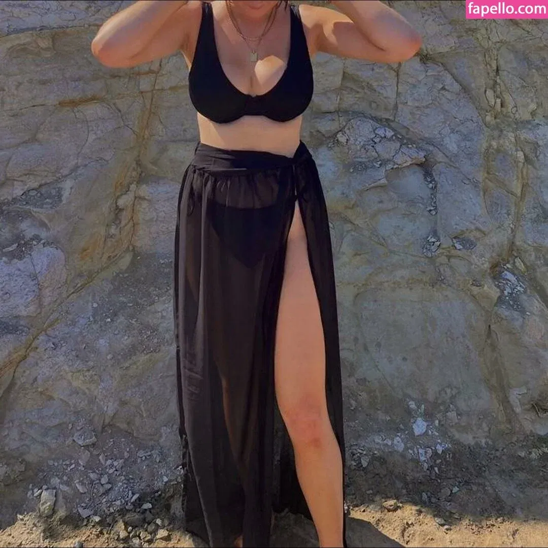 Regan Wiles Onlyfans Photo Gallery 