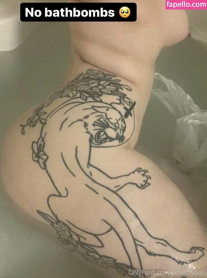 squishybunx Onlyfans Photo Gallery 