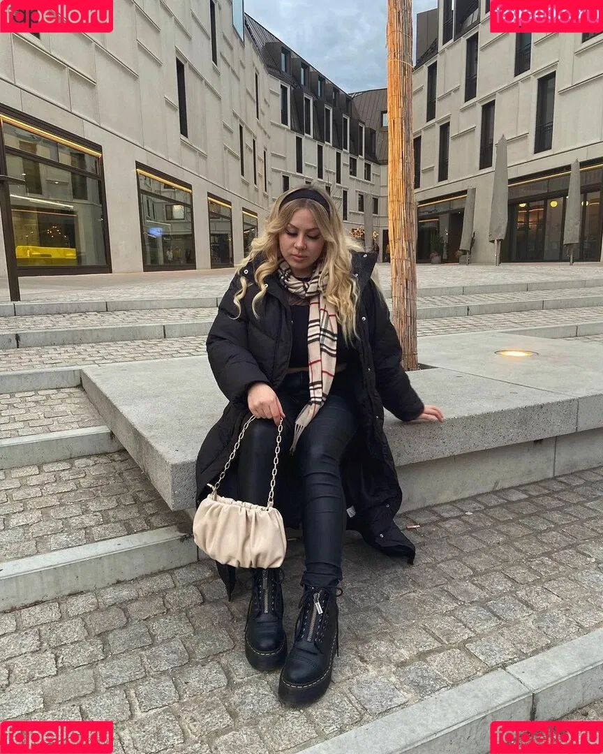 Stefanie Onlyfans Photo Gallery 