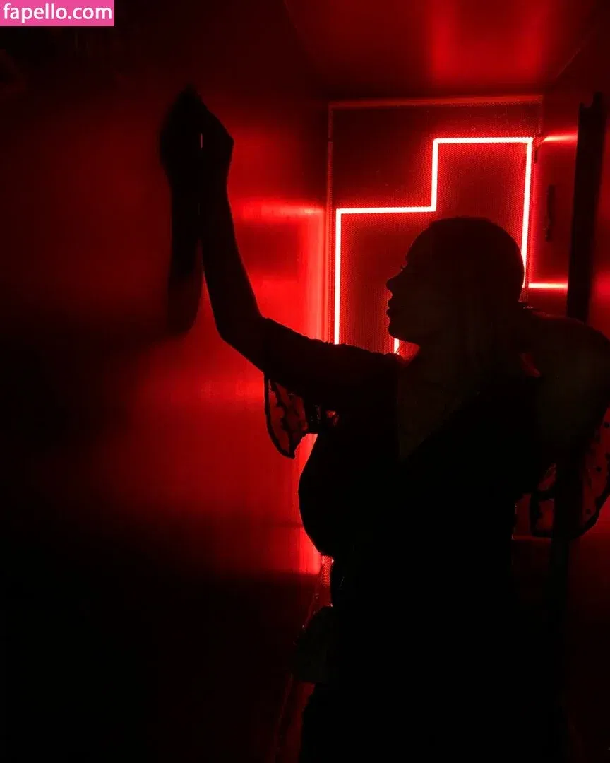 Stefanie Onlyfans Photo Gallery 