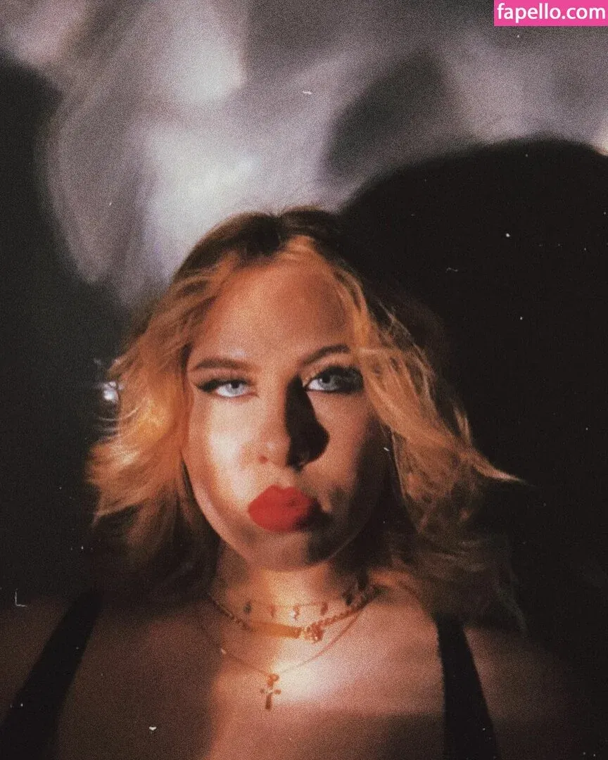 Stefanie Onlyfans Photo Gallery 