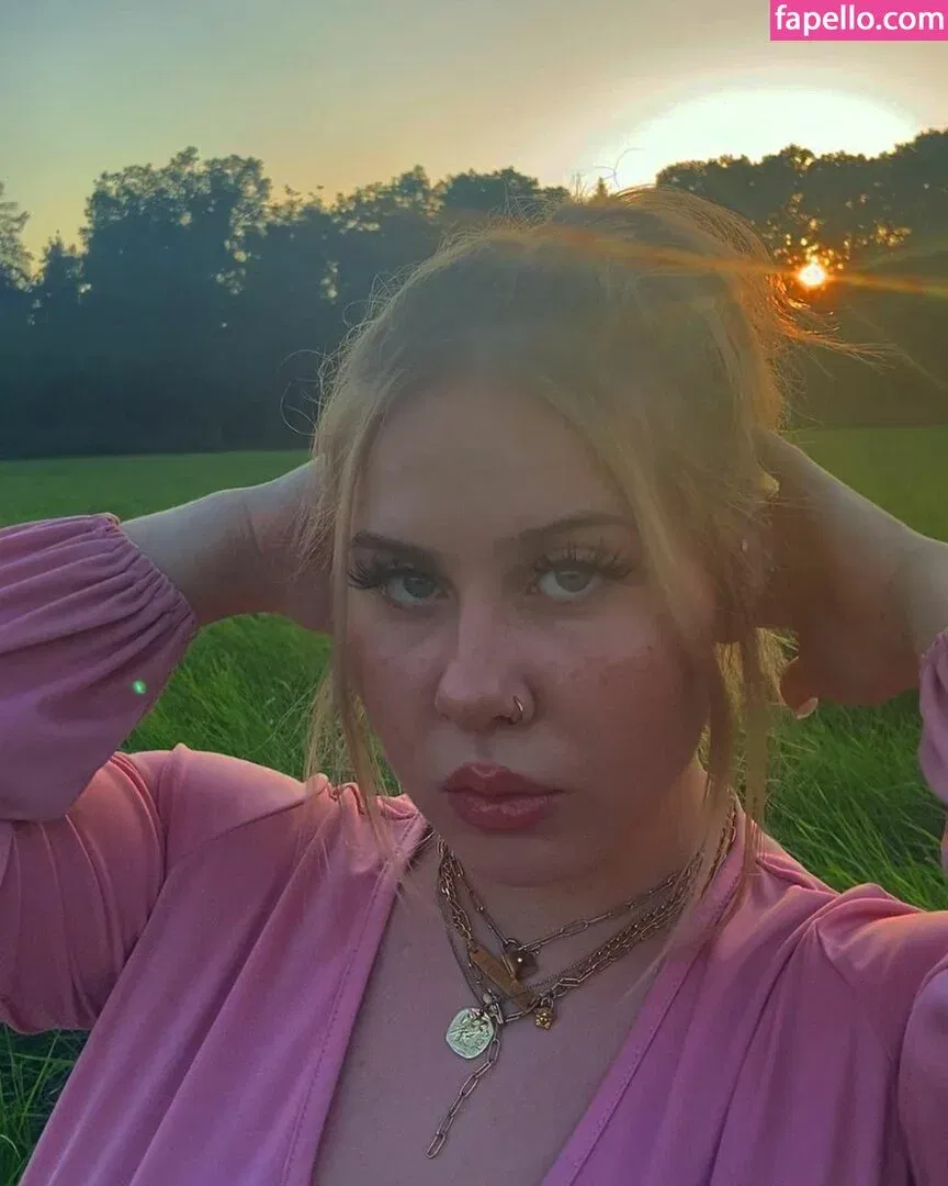 Stefanie Onlyfans Photo Gallery 