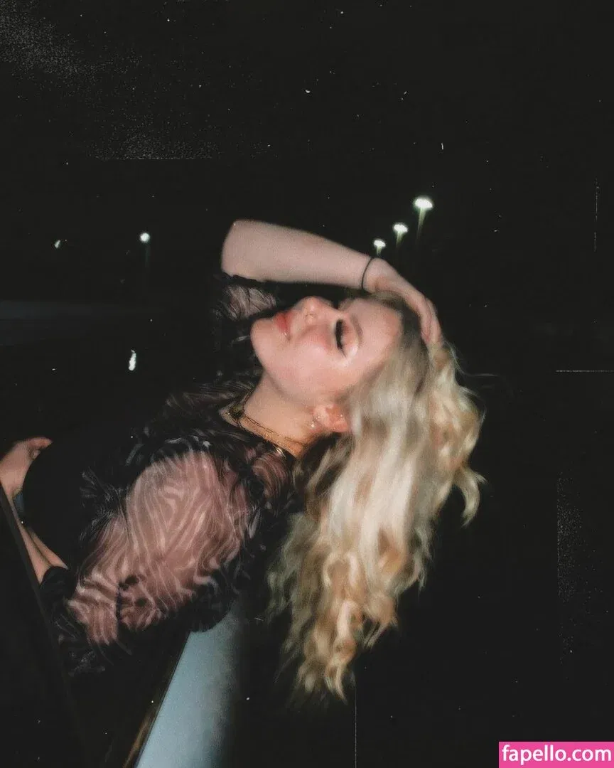 Stefanie Onlyfans Photo Gallery 