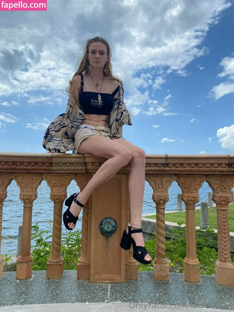 lola-costa Onlyfans Photo Gallery 