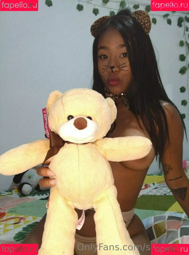 sinaluisa Onlyfans Photo Gallery 