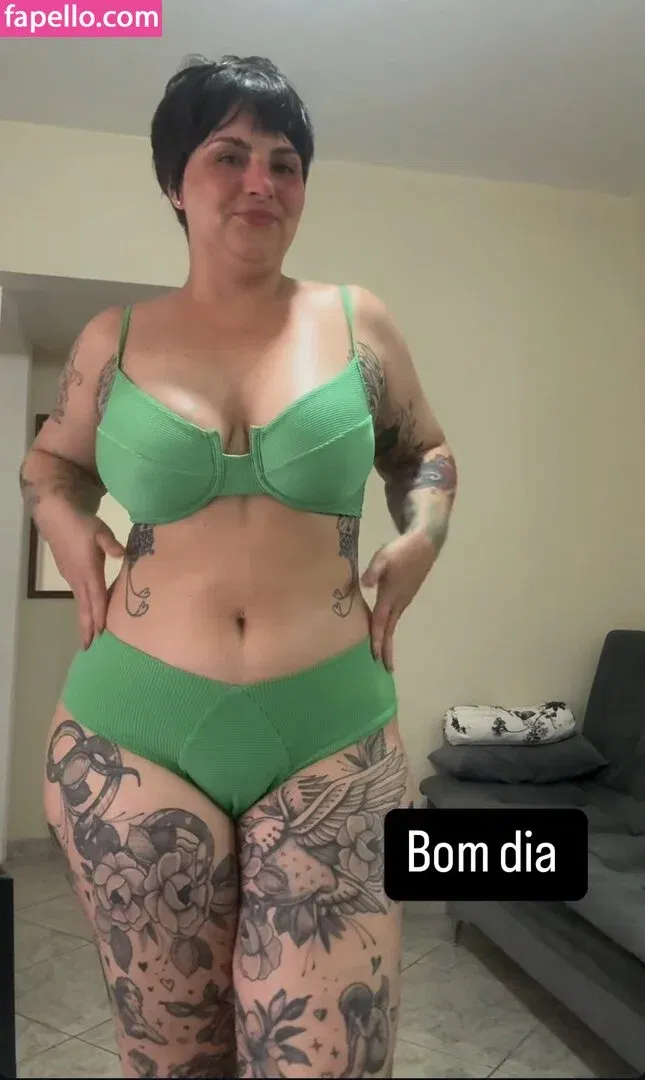 Aline Valentin Onlyfans Photo Gallery 