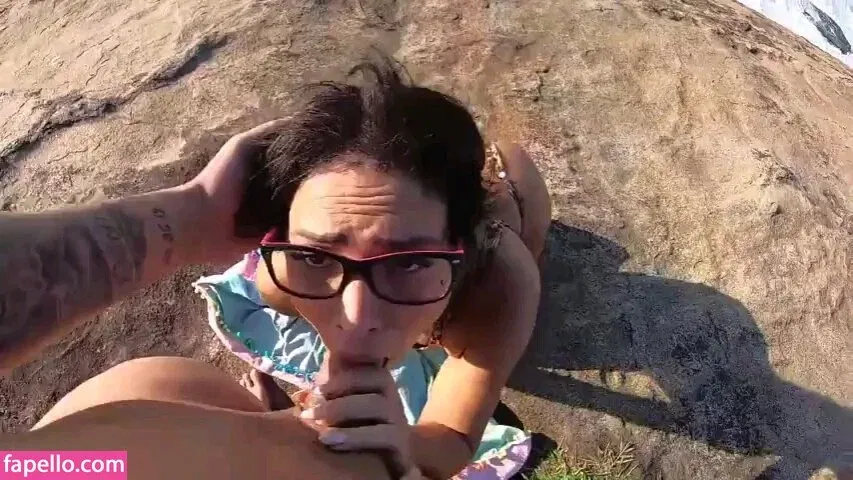 Pocahontasoficial Onlyfans Photo Gallery 