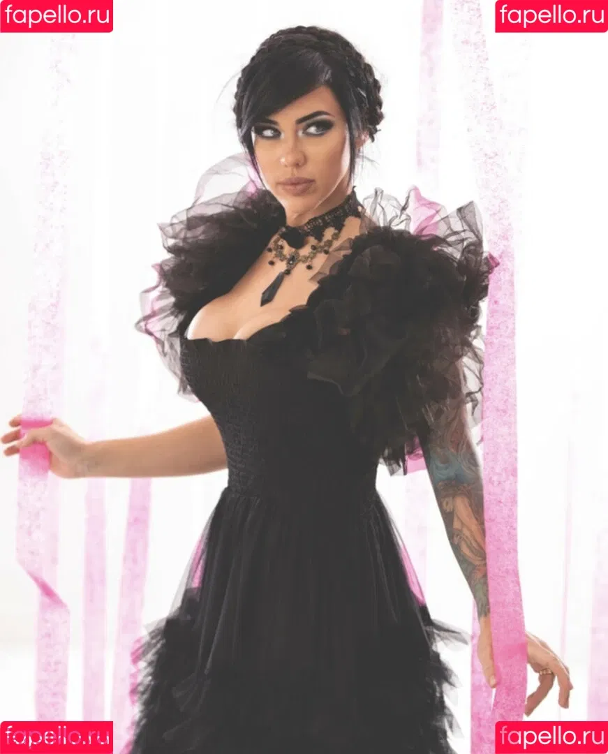 Alex Zedra Onlyfans Photo Gallery 