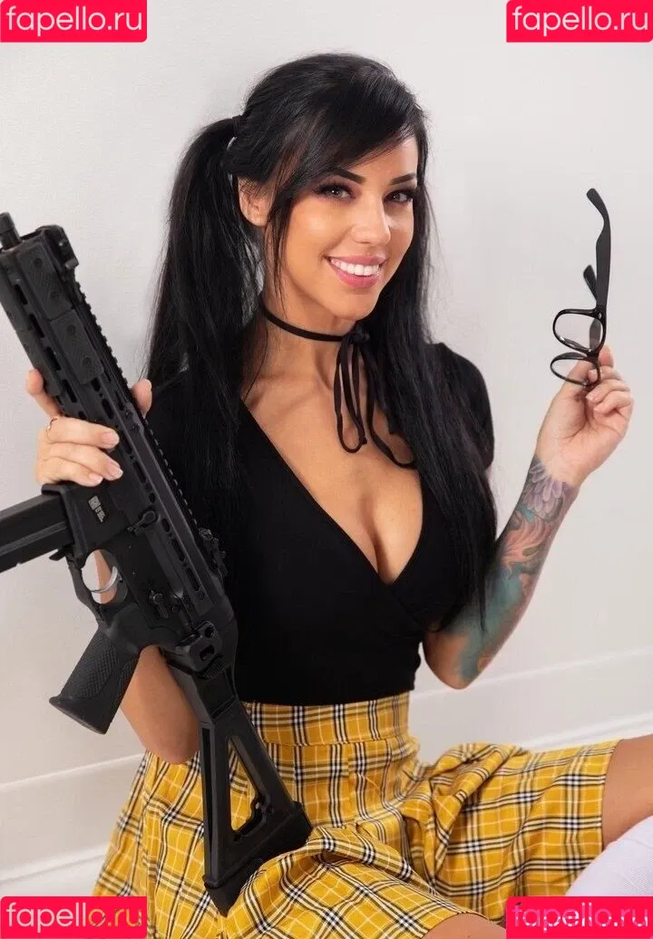 Alex Zedra Onlyfans Photo Gallery 