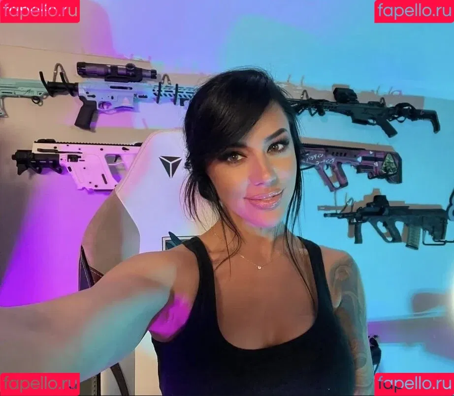 Alex Zedra Onlyfans Photo Gallery 