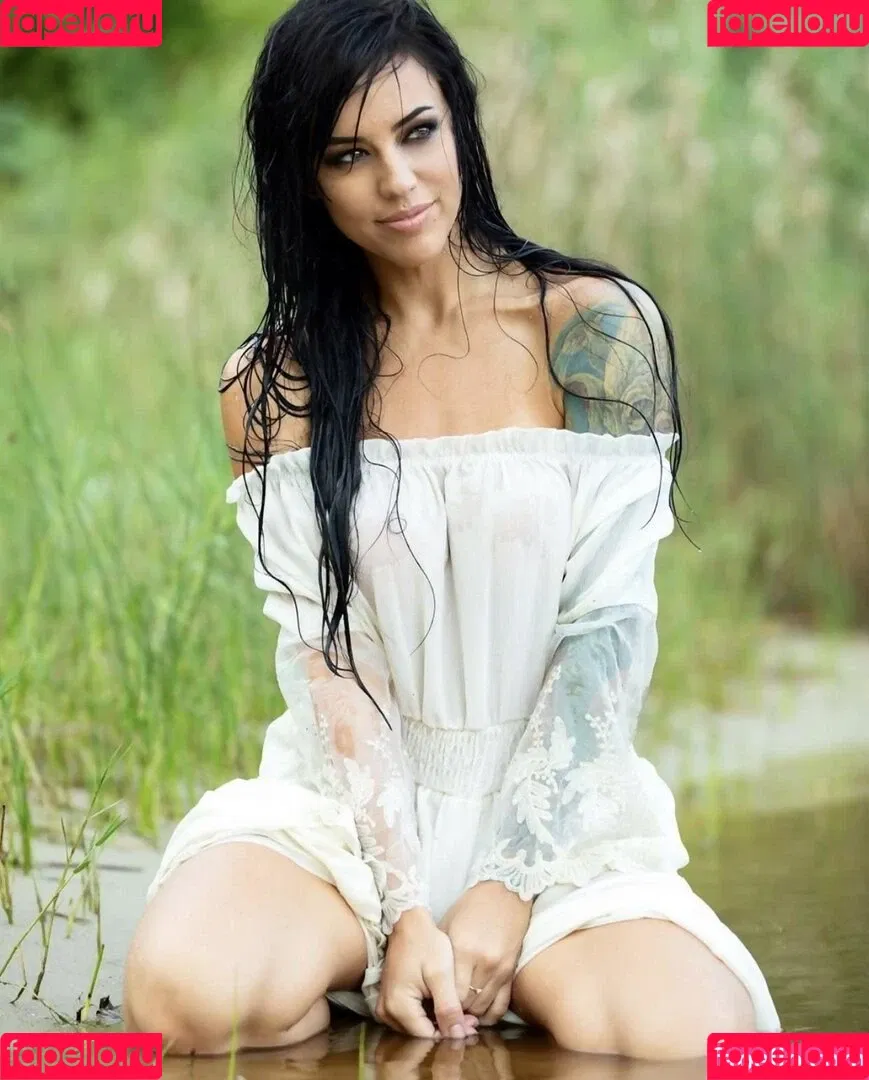 Alex Zedra Onlyfans Photo Gallery 