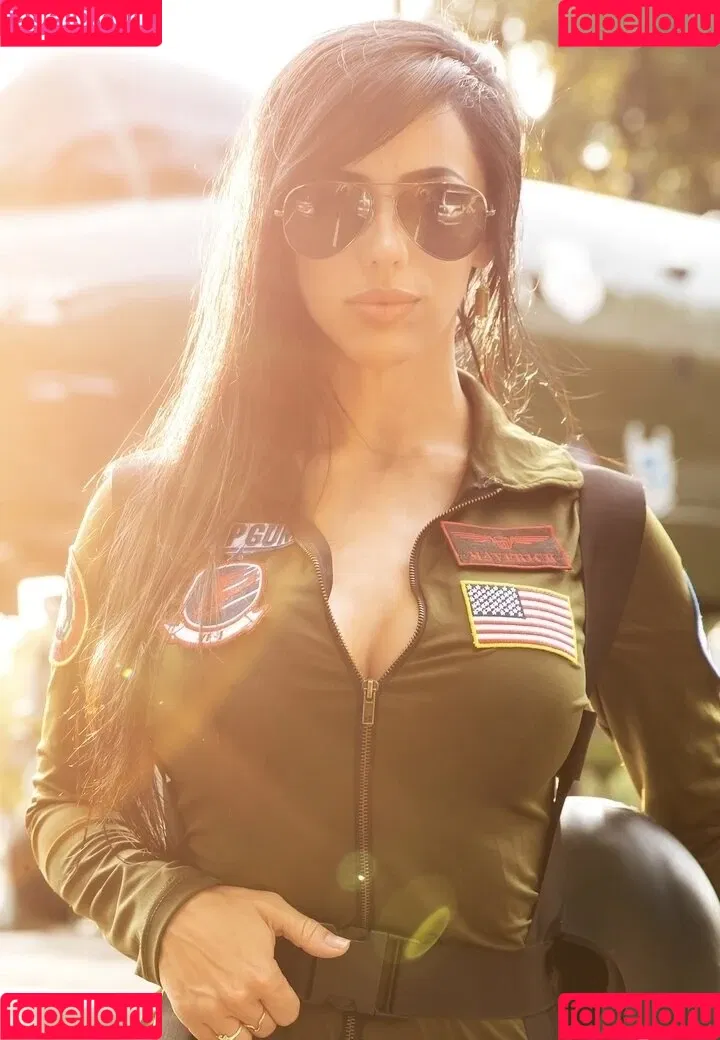 Alex Zedra Onlyfans Photo Gallery 