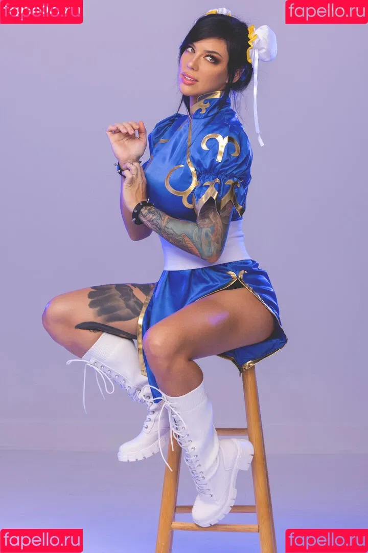 Alex Zedra Onlyfans Photo Gallery 