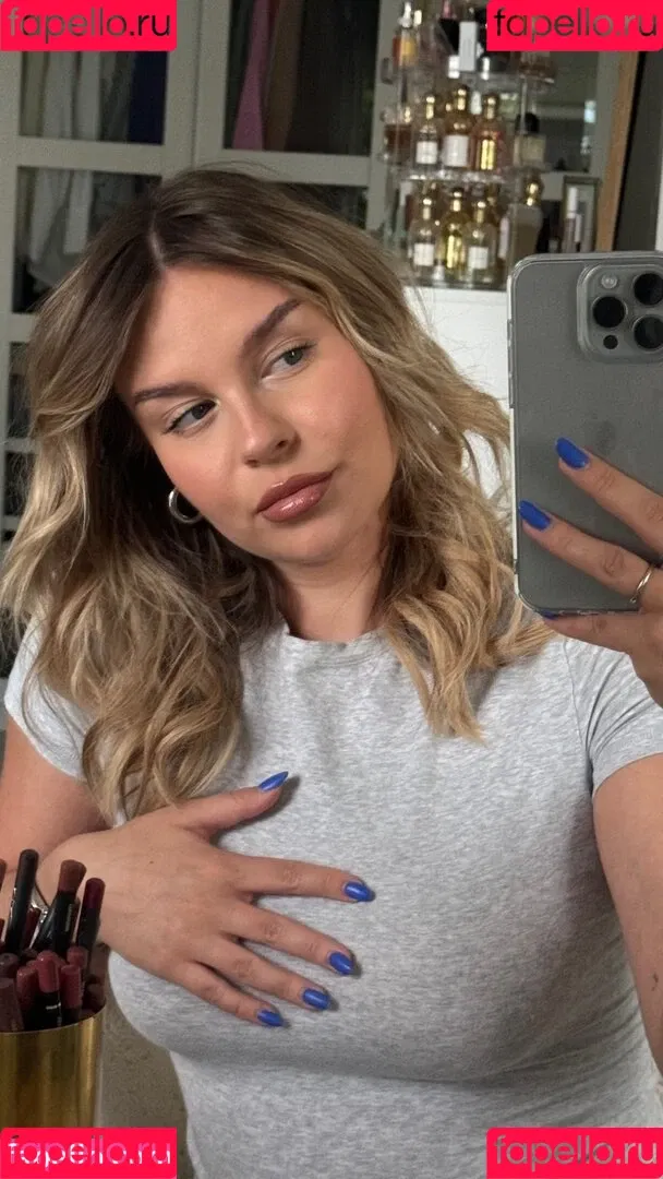 Dagi Bee Onlyfans Photo Gallery 