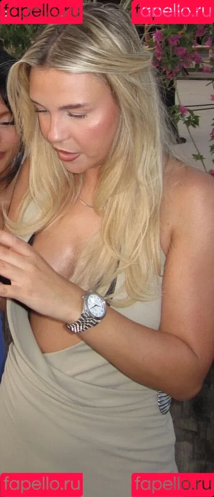 Dagi Bee Onlyfans Photo Gallery 