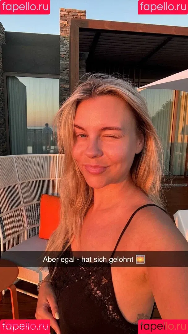 Dagi Bee Onlyfans Photo Gallery 