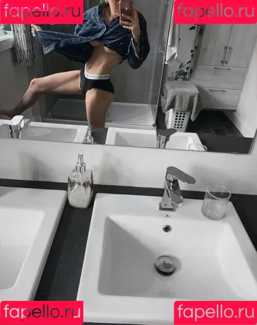chachoux22 Onlyfans Photo Gallery 