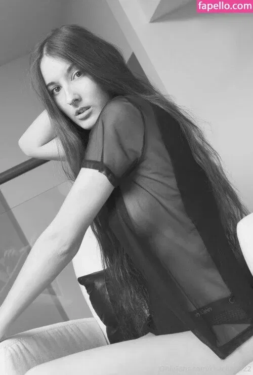 chachoux22 Onlyfans Photo Gallery 