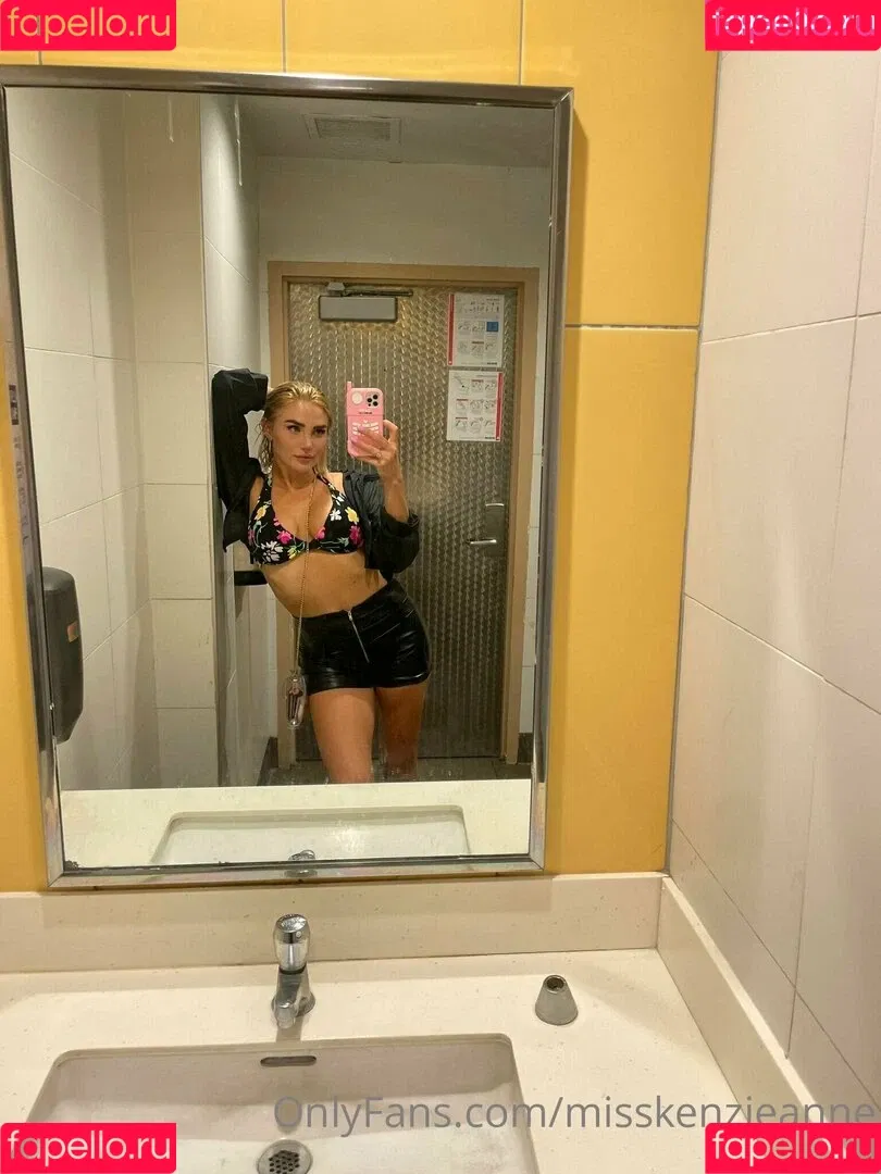 Miss Kenzie Anne Onlyfans Photo Gallery 