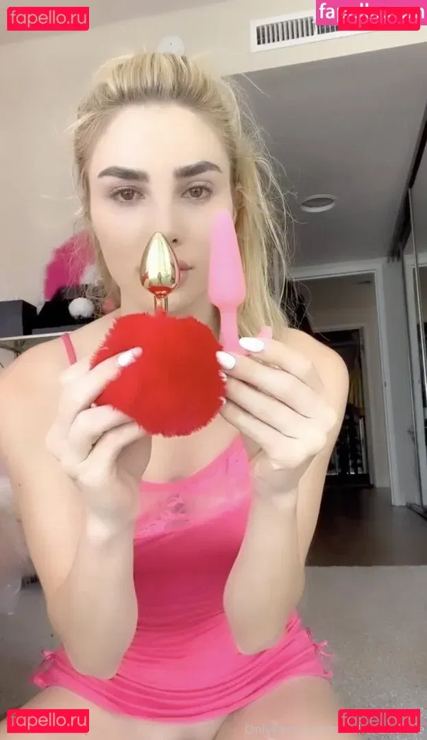 Miss Kenzie Anne Onlyfans Photo Gallery 