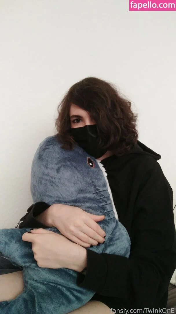 TwinkOnE Onlyfans Photo Gallery 