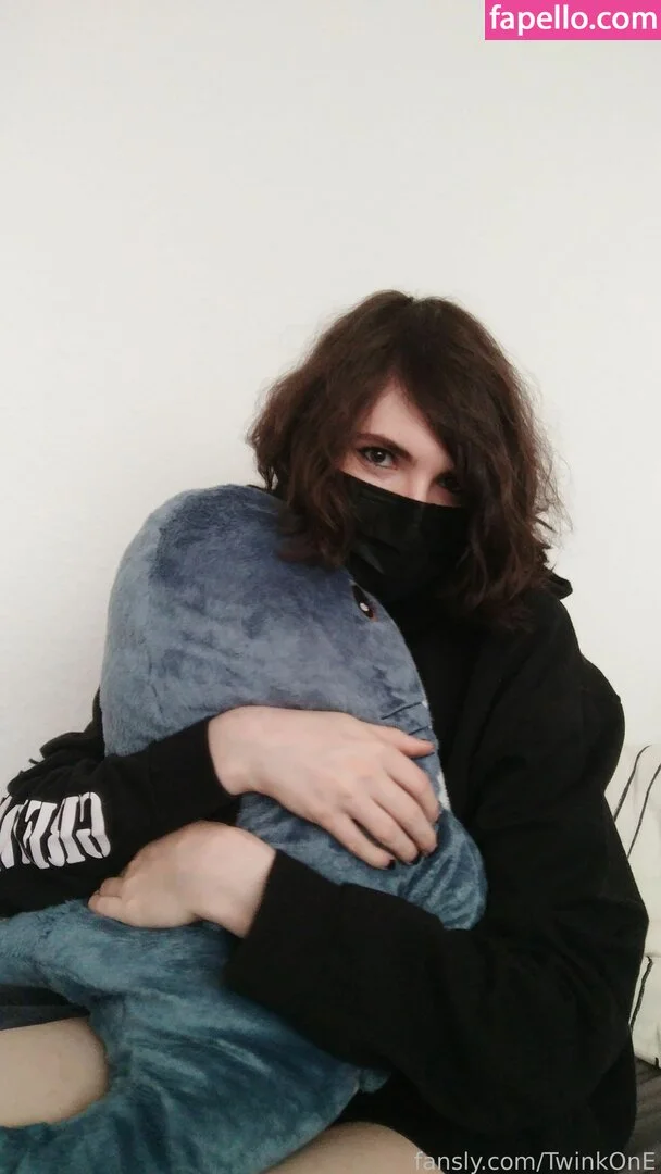 TwinkOnE Onlyfans Photo Gallery 