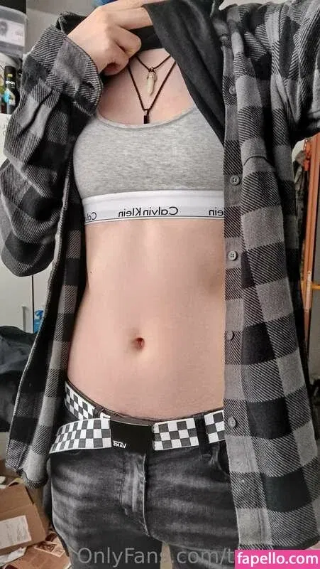 TwinkOnE Onlyfans Photo Gallery 