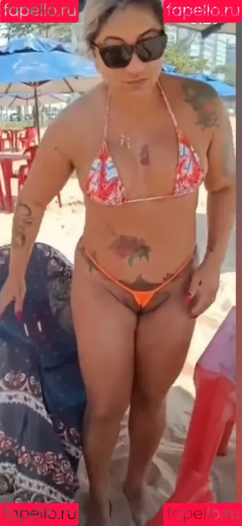 Esther Exhib Onlyfans Photo Gallery 