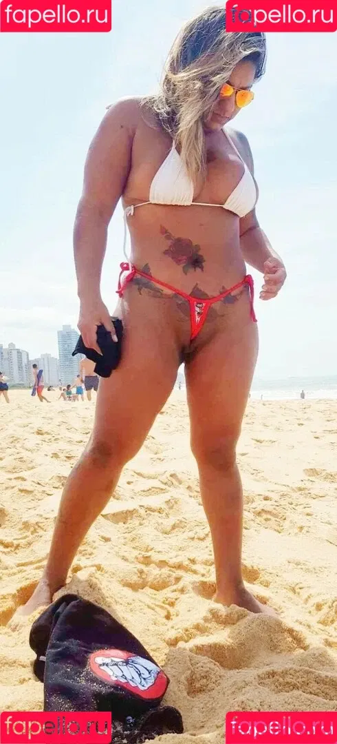 Esther Exhib Onlyfans Photo Gallery 