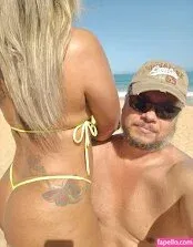 Esther Exhib Onlyfans Photo Gallery 