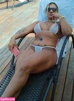 Esther Exhib Onlyfans Photo Gallery 