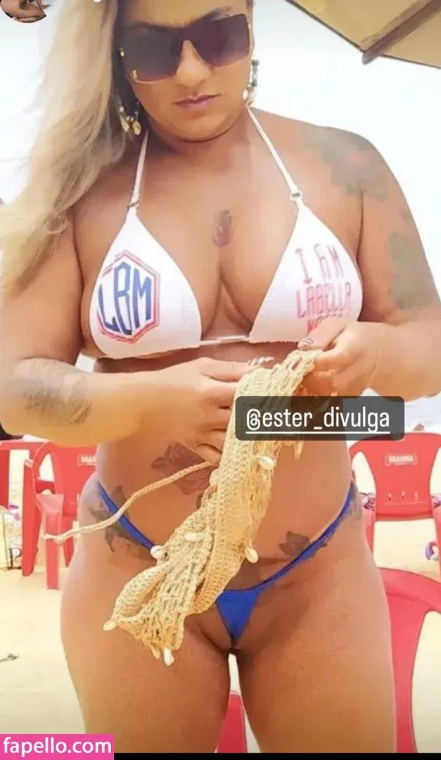 Esther Exhib Onlyfans Photo Gallery 