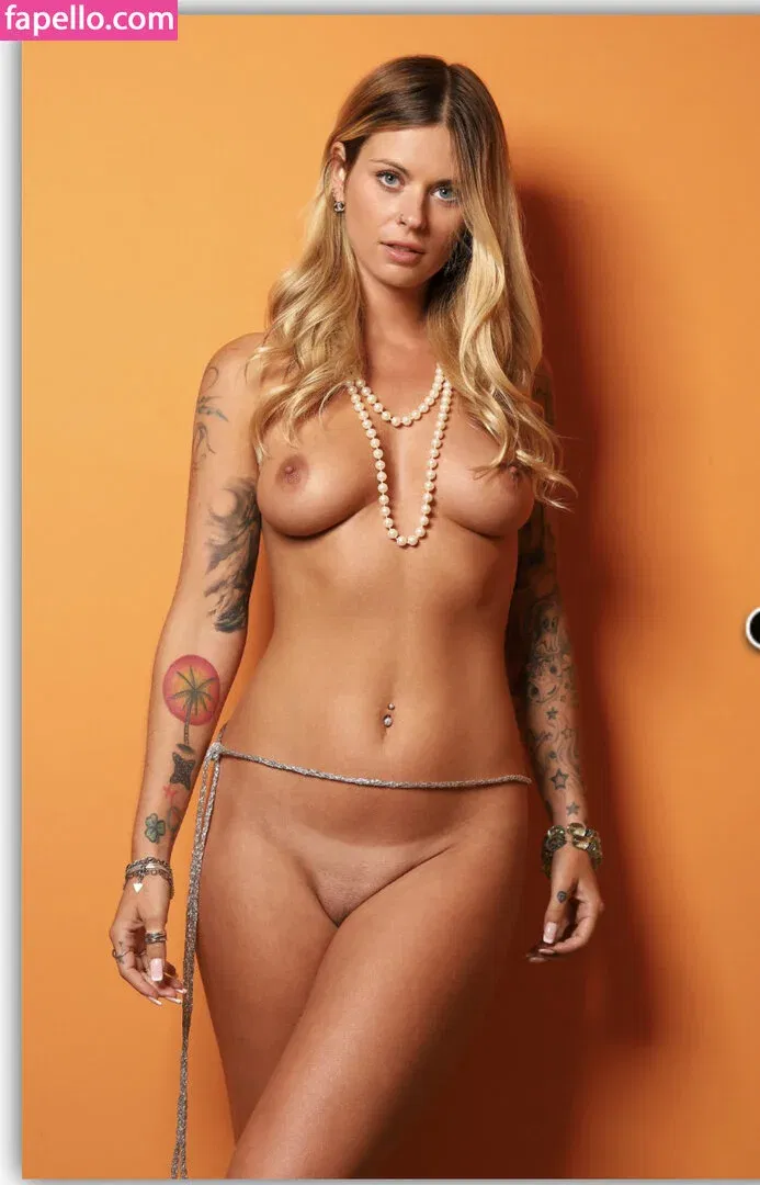 Teila Koumarova Onlyfans Photo Gallery 