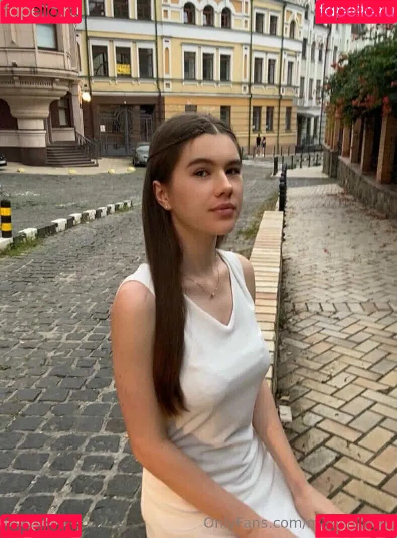 marichka18 Onlyfans Photo Gallery 
