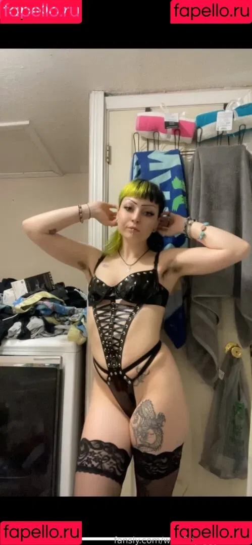 wick3dpiggyroaster Onlyfans Photo Gallery 