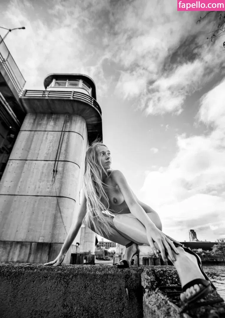 rey_eleen Onlyfans Photo Gallery 