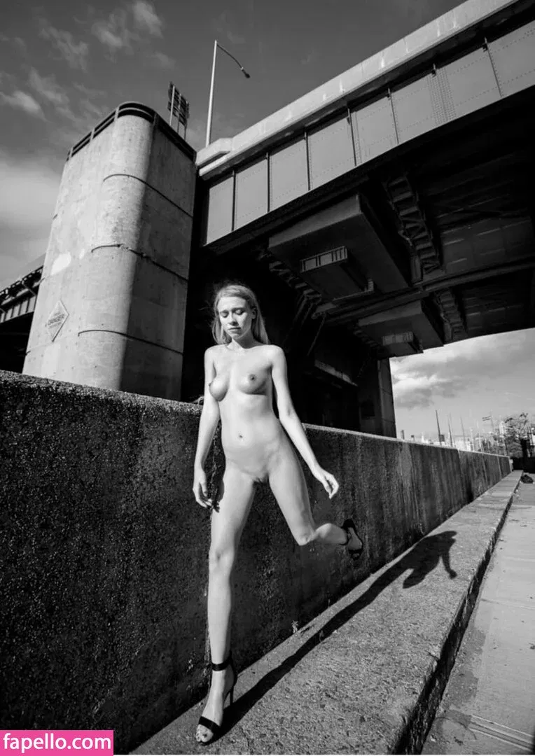 rey_eleen Onlyfans Photo Gallery 