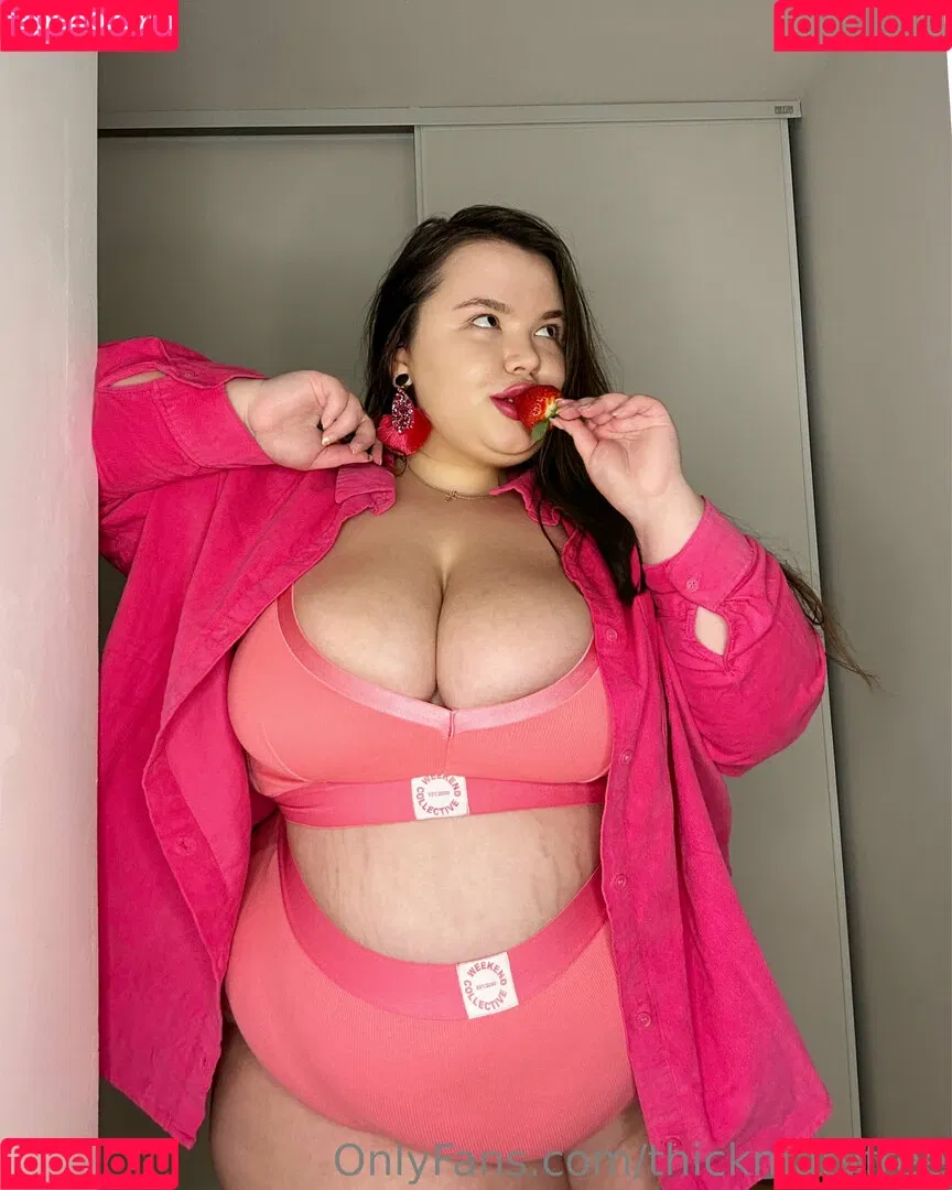 thickmaryfree Onlyfans Photo Gallery 