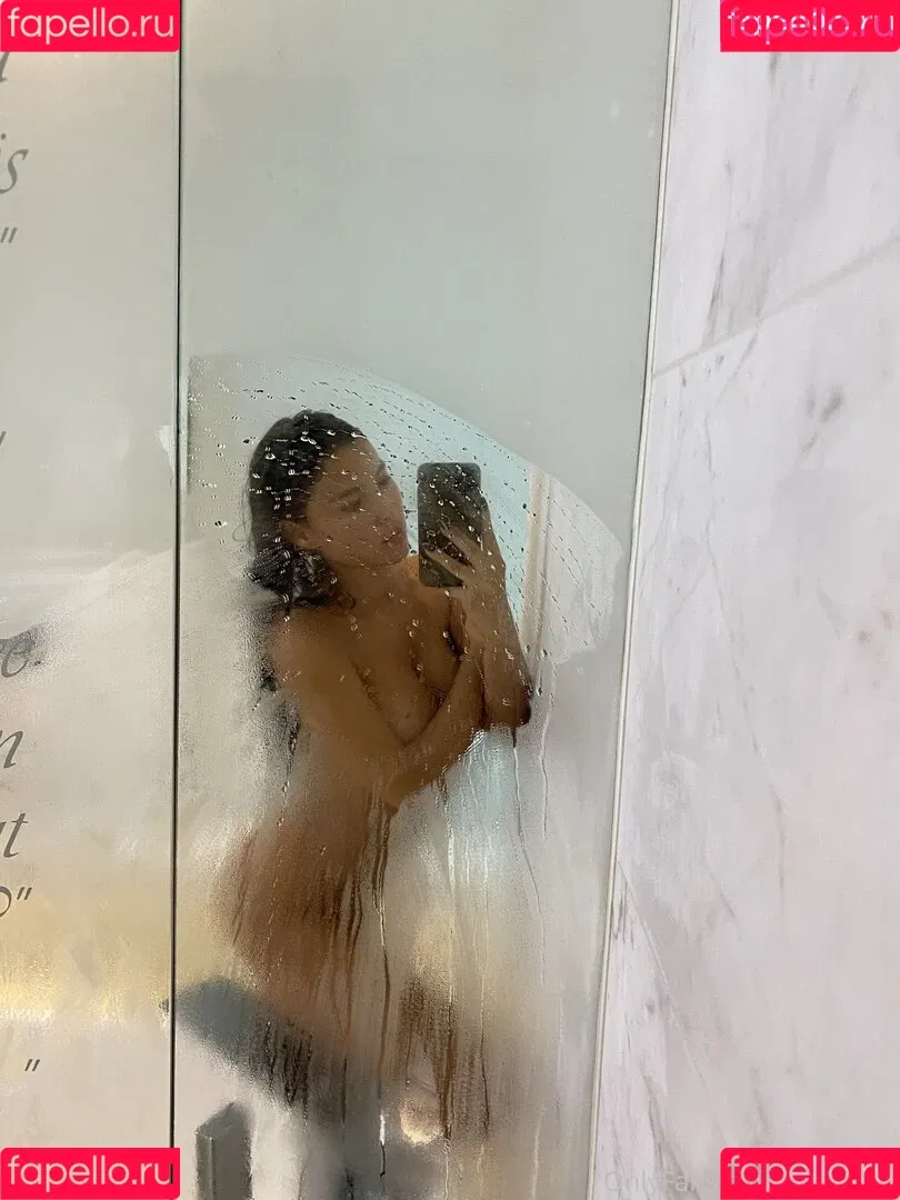 Sveta Bilyanova Onlyfans Photo Gallery 