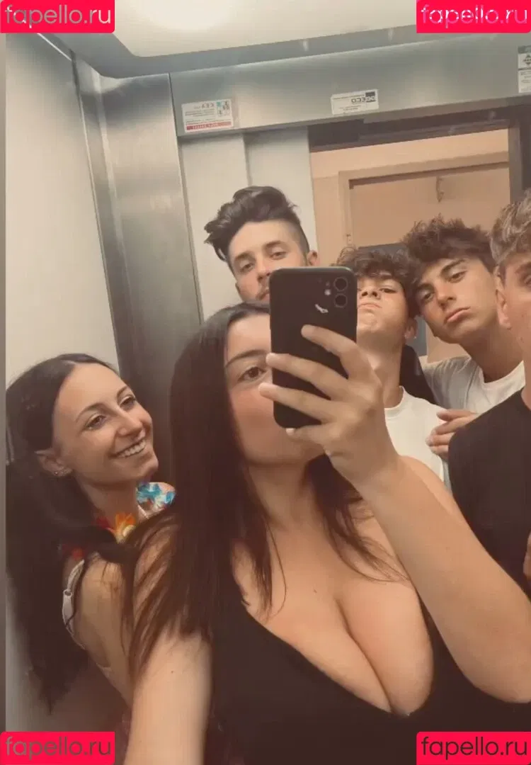 Vittoria Rubeo Onlyfans Photo Gallery 
