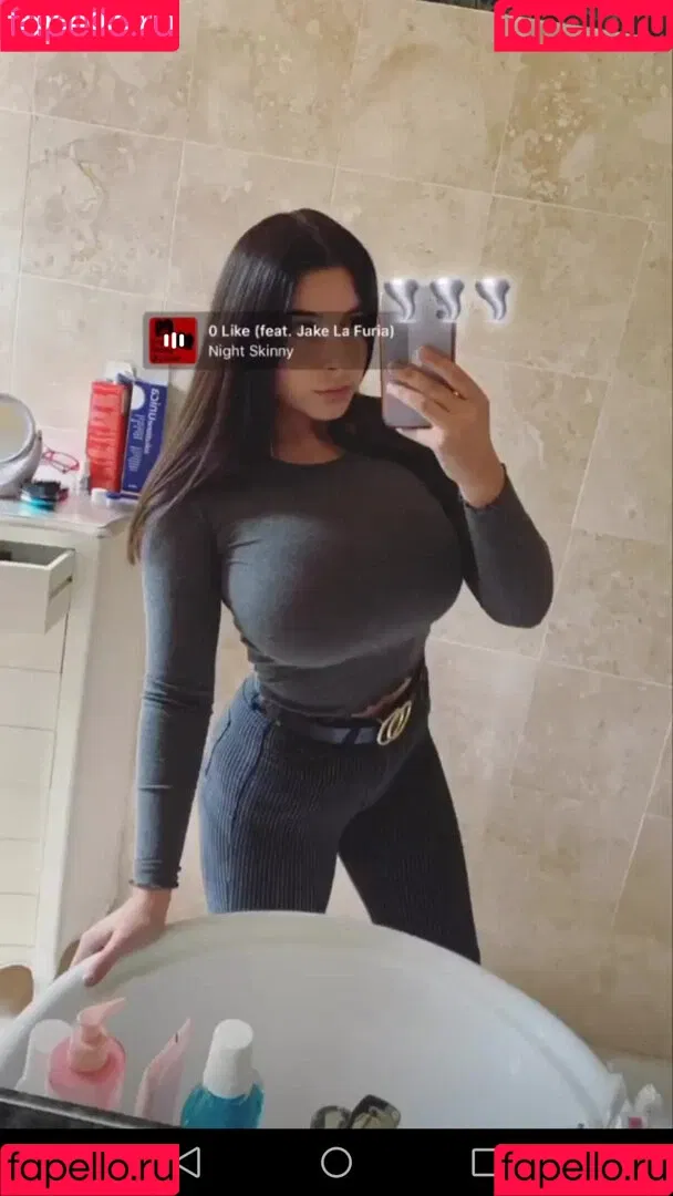 Vittoria Rubeo Onlyfans Photo Gallery 