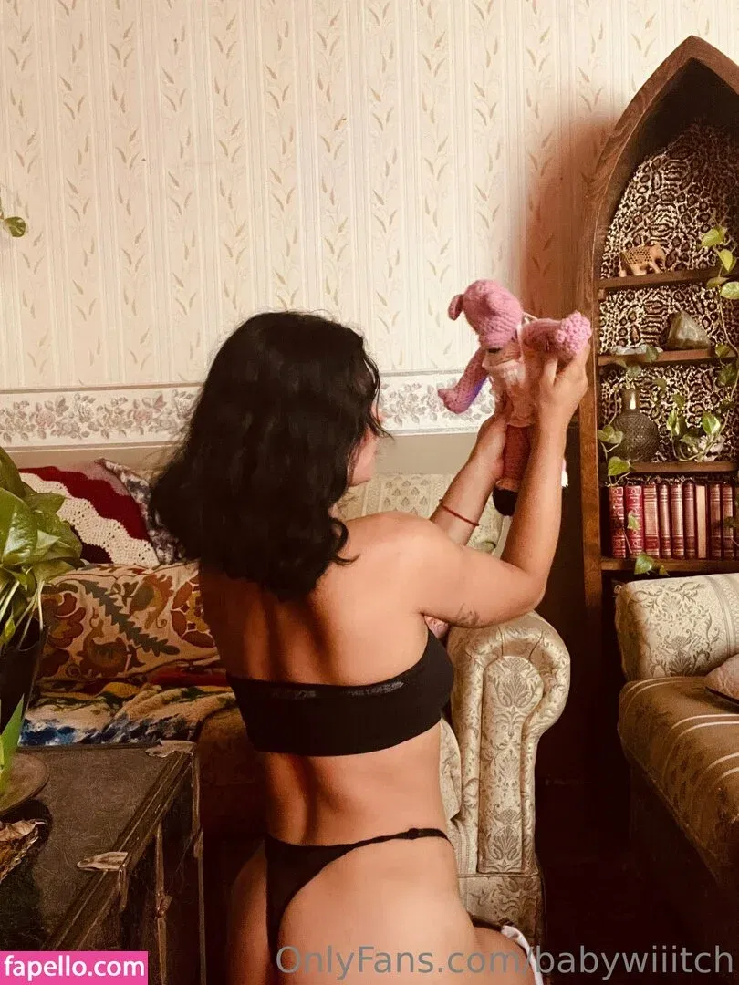 babywiiitch Onlyfans Photo Gallery 