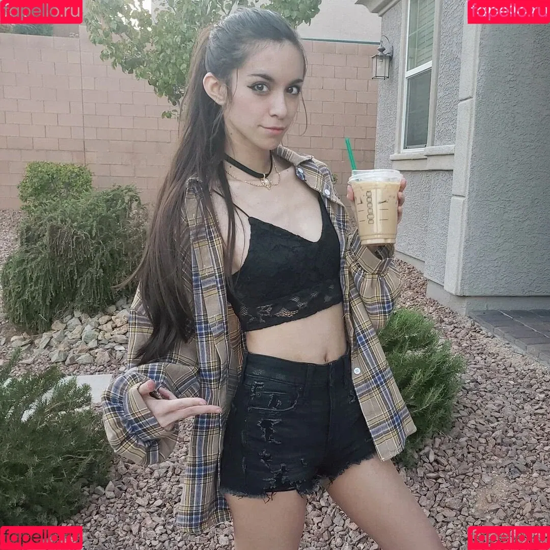 MaryMaybe Onlyfans Photo Gallery 