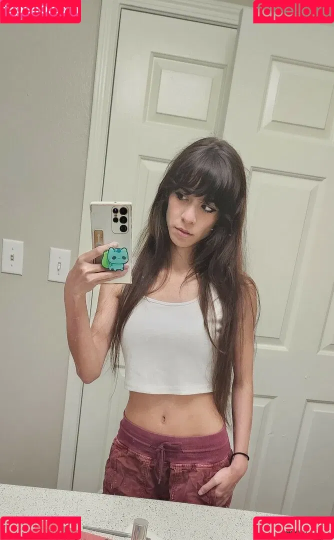 MaryMaybe Onlyfans Photo Gallery 