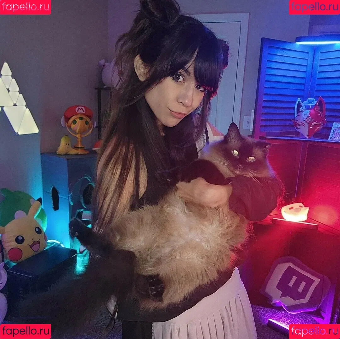 MaryMaybe Onlyfans Photo Gallery 